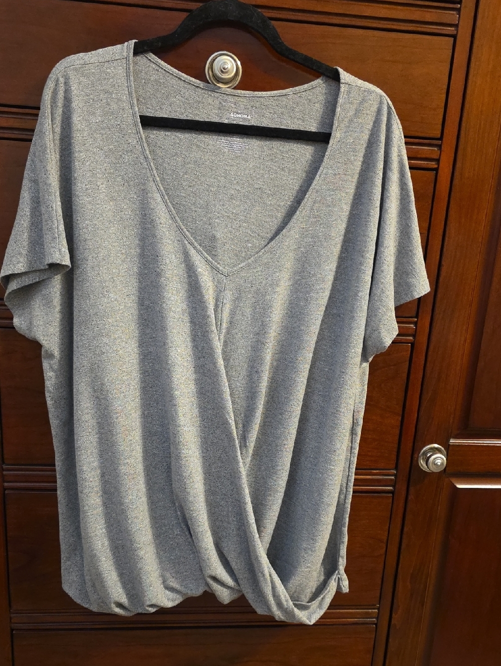 Sonoma Heather Gray V-Neck Twist Front Short Sleeve Top